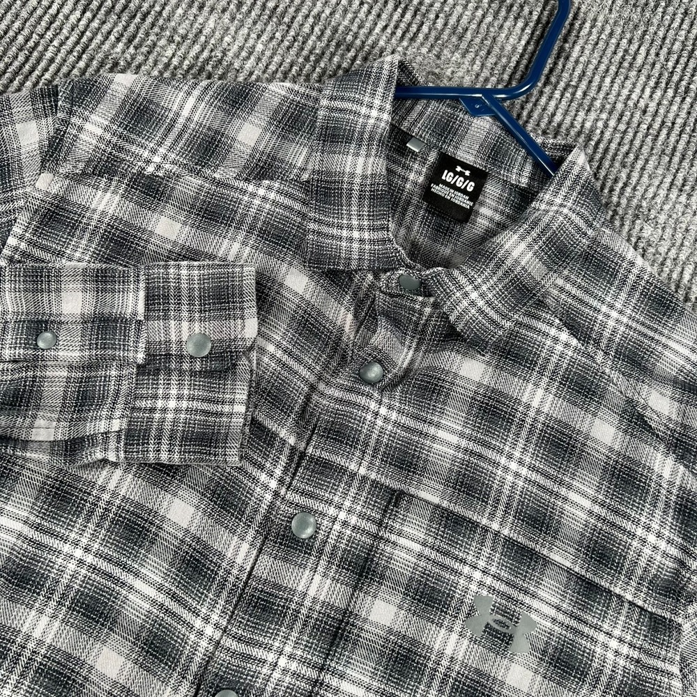 Under Armour Shirt Mens Large Gray Plaid Long Sleeve Snap Up Outdoor Casual